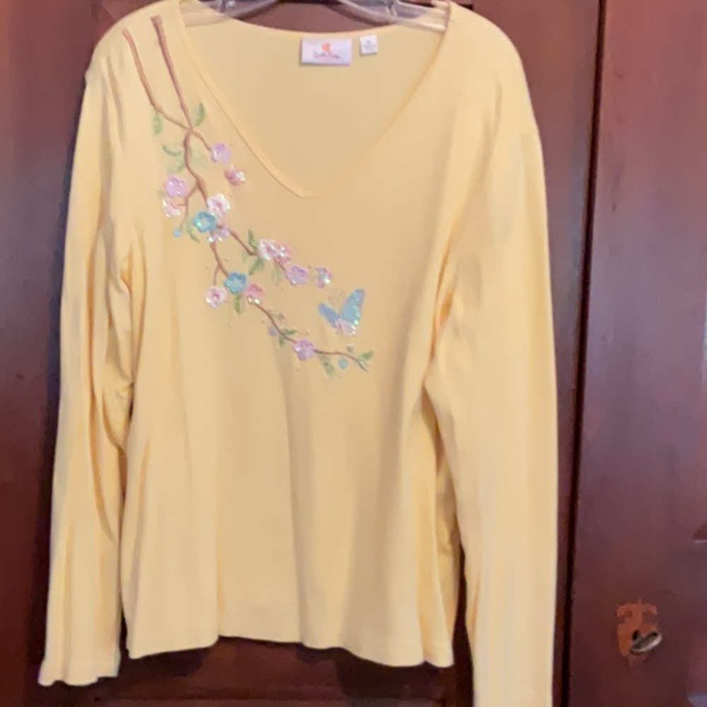 Quacker Factory Yellow Embellished Blouse